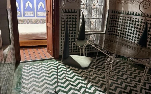 36-Riad Amber SarSar