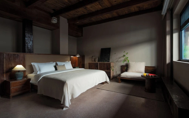 Xishuangbanna Jinghong Hidden in Nature