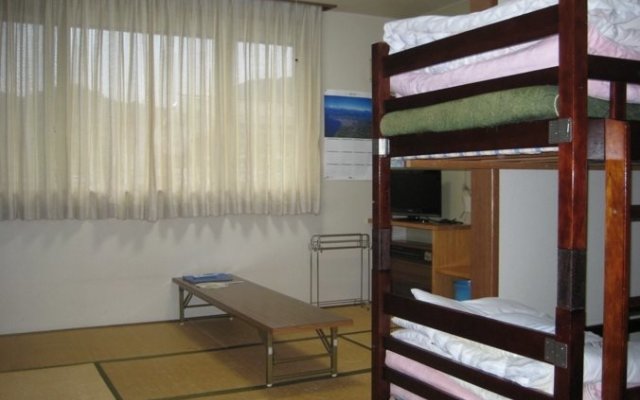 Showashinzan Youth Hostel