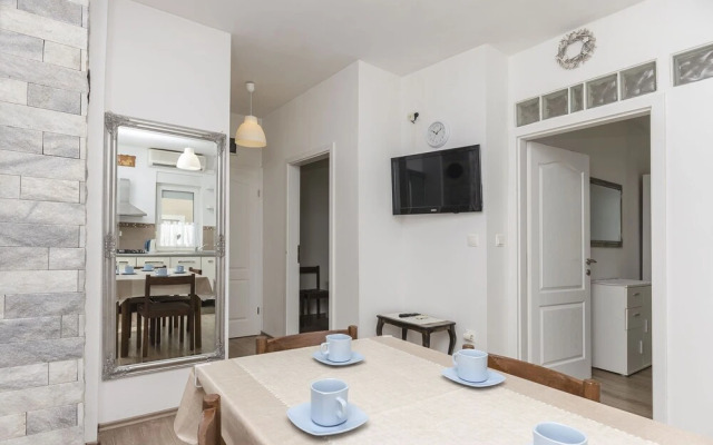 Apartments Katka Near Blue Beach