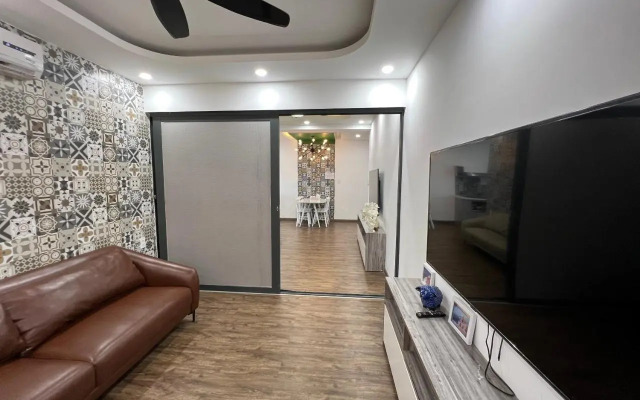 Royal Apartment in Muong Thanh