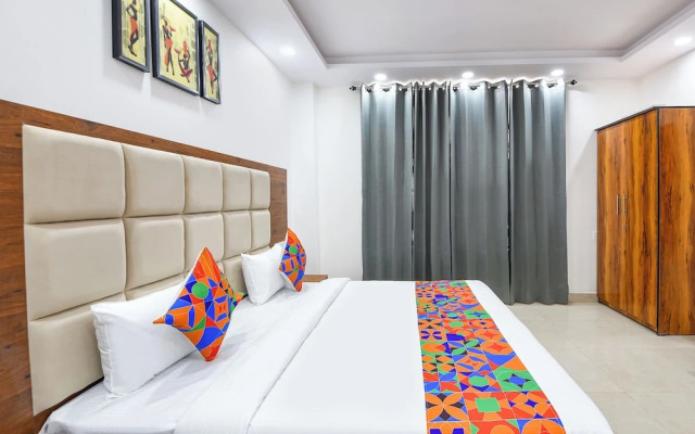 Fabhotel Evergreen