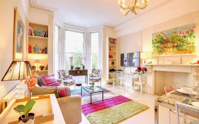 Stylish Kensington Living