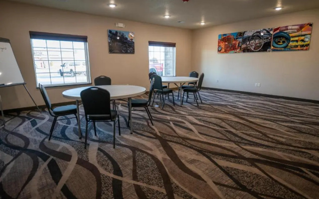 Cobblestone Hotel & Suites - Lamar
