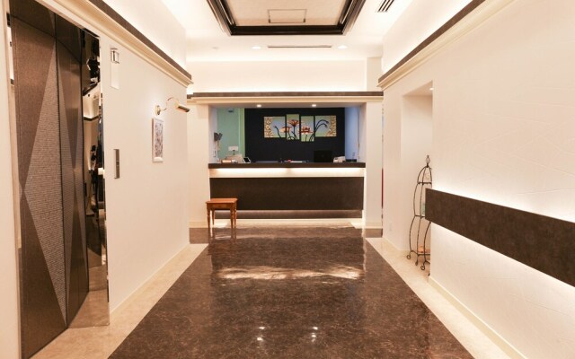 Ginowan Crystal Hotel