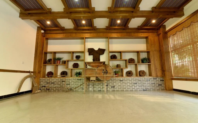 Youshui Impression Inn