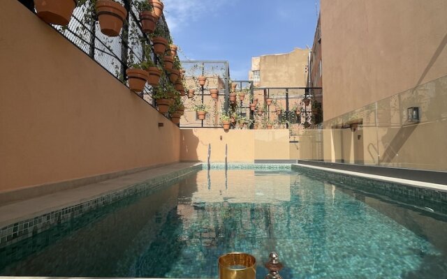 Ari Boutique Hotel - Adults Only