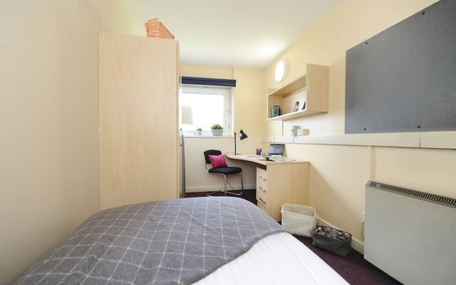 John Lester & Eddie Colman Courts - Campus Accommodation