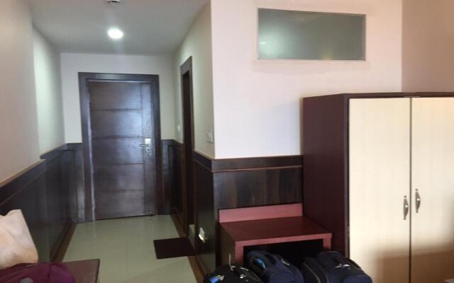 Summit Oakden Resort & Spa