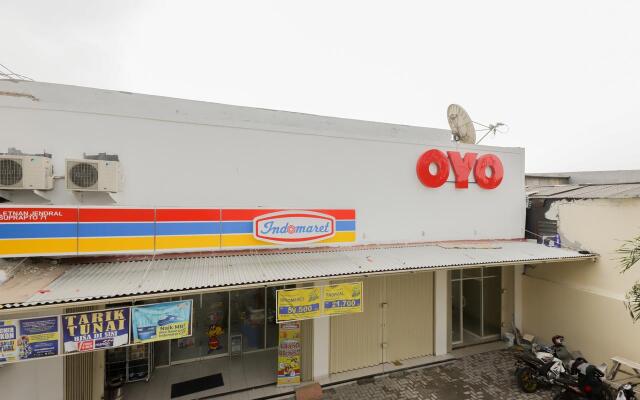 OYO 779 Mn One Residence Syariah Near ITC Cempaka Mas Near Kalbe Farma