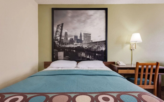 Super 8 Mentor/Cleveland Area