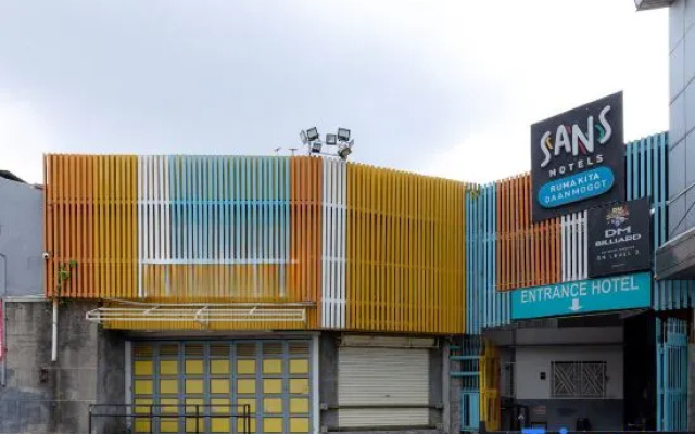 Sans Hotel Rumah Kita Daan Mogot – Exterior – Jakarta
