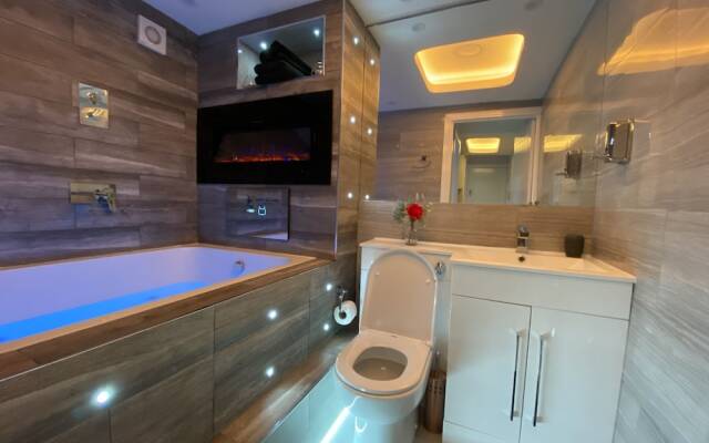 Serenity Apartments Bradford