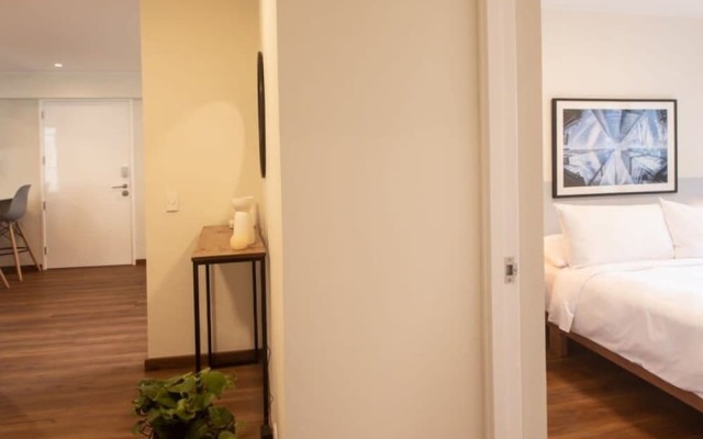 w Spotless 2BR With Balcony in Miraflores