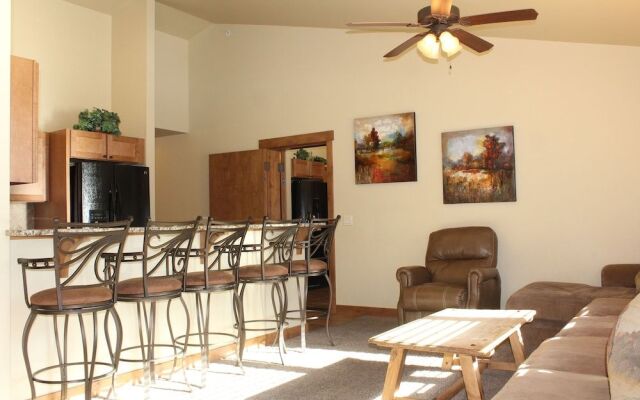 Glenwood Canyon Resort