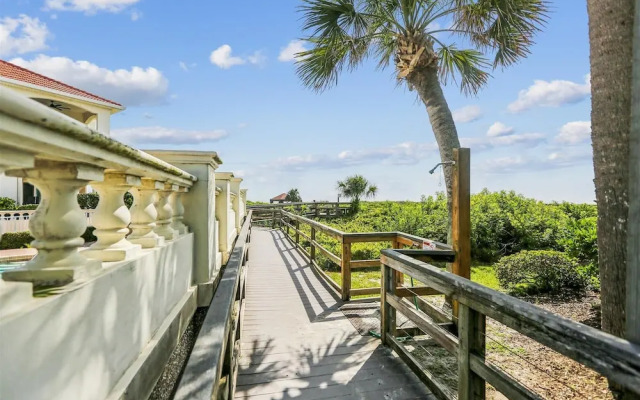 St. Augustine's Oceanfront Oasis: Hibiscus F102