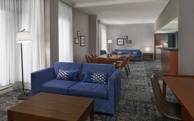Four Points By Sheraton Gatineau-Ottawa