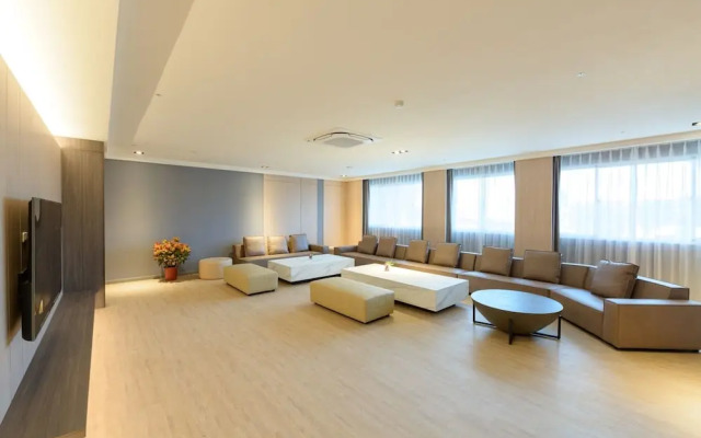 TH Hotel