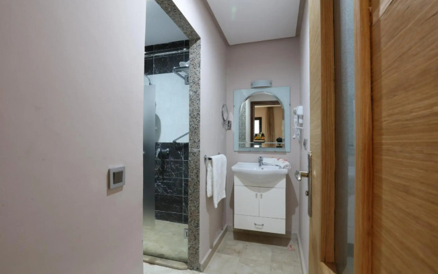 Silver Suites Hotel & Spa