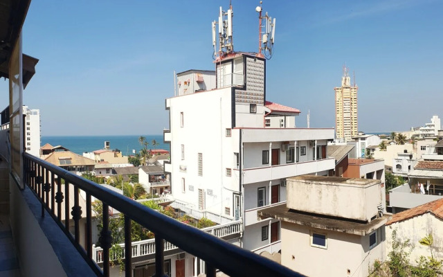 Halahouse Colombo