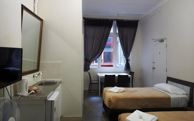 Central Private Hotel