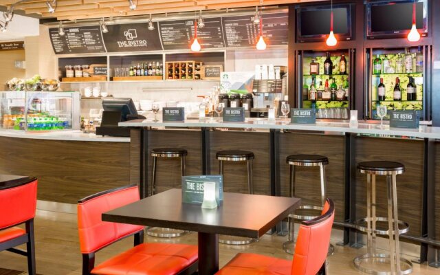 Courtyard by Marriott Chicago Bloomingdale