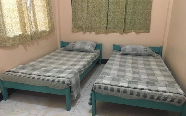 Ciudad Ala Majica Guest House
