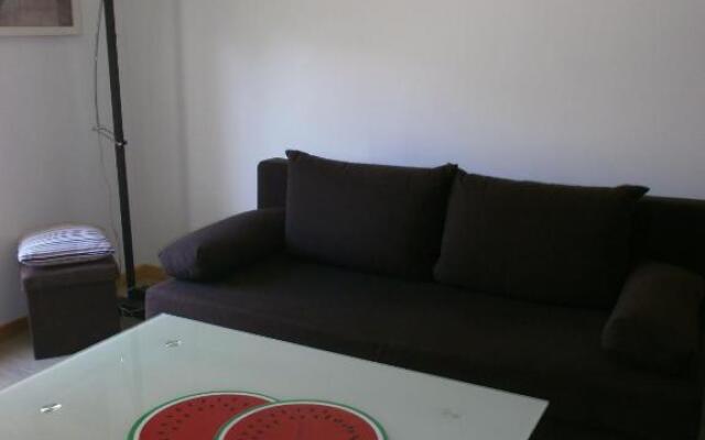 Studio équipé avec jardin+parking à la plage...