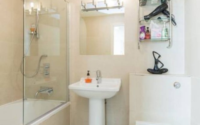 Delightful 2 Bed Apartment In The Heart Of Pimlico