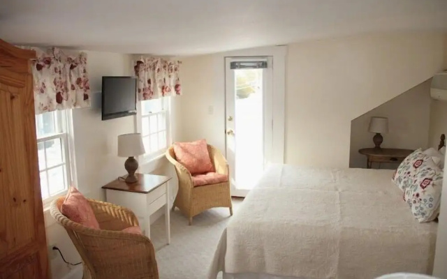 An English Garden Bed & Breakfast