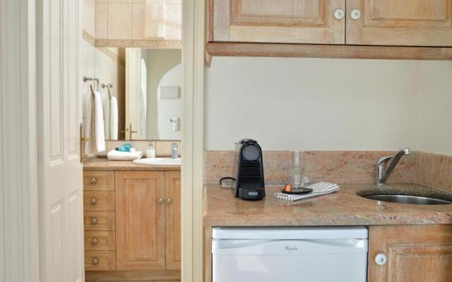 Andros Homes Sea Side Apartment & Studio