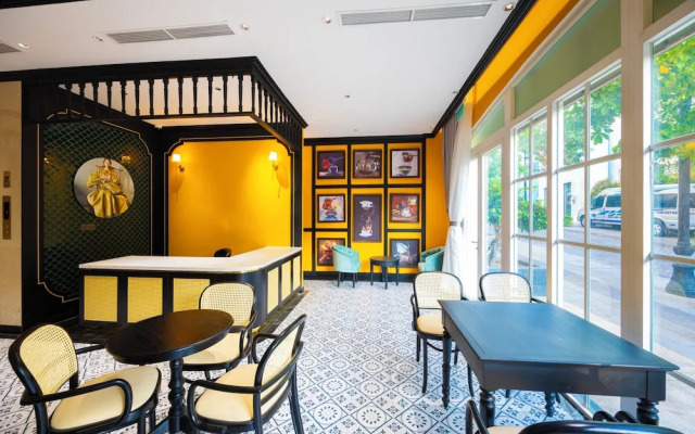 Lotus Home Cafe - Signature