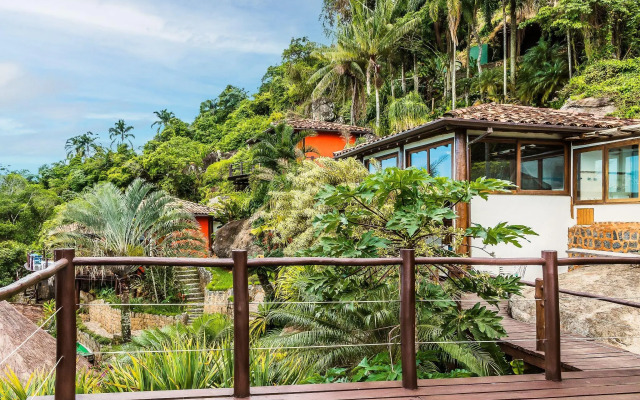 Casa de luxo com piscina e natureza em Ilhabela