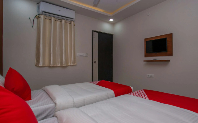 Varcity Phi Pavilion By OYO Rooms