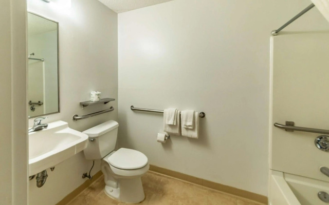 Motel 6 Greensboro, NC - I-40