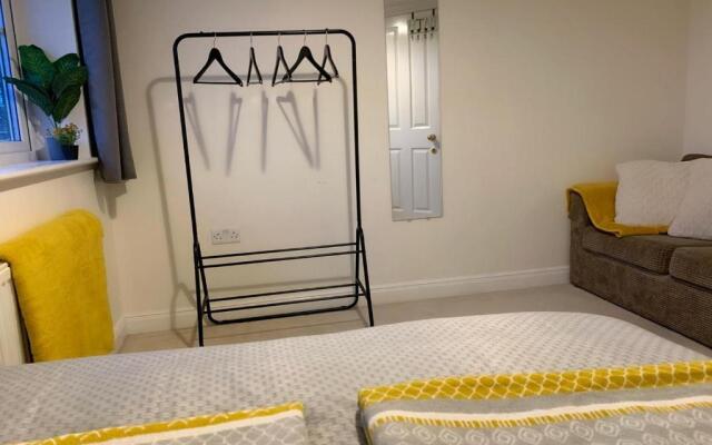 Spacious and amazing 4 bedroom detached house