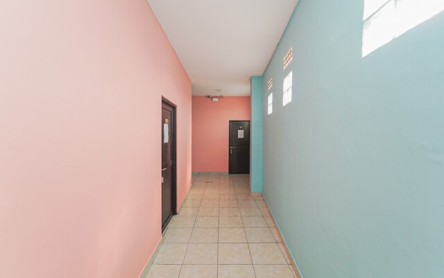 RedDoorz near Universitas YARSI