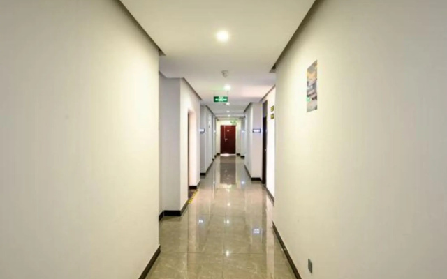E-house hotel (ningbo zhenhai middle school store)