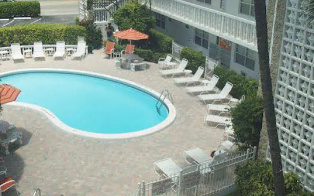 Buccaneer at Deerfield Beach