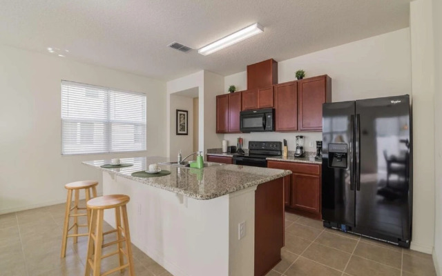 5114 Compass Bay