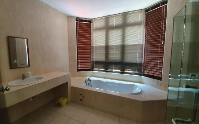 Batu Ferringhi Homestay