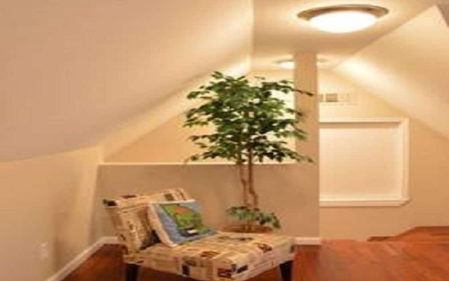 Opis Realty - Custom Metro Atlanta Home