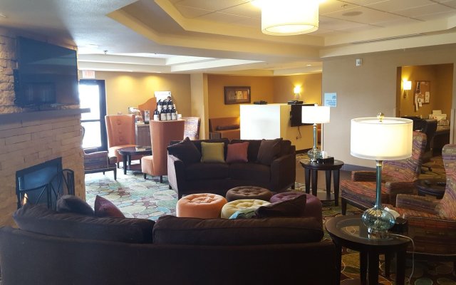 Holiday Inn Express & Suites Pocatello, an IHG Hotel