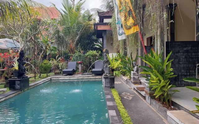 Super OYO Capital O  Pondok Ayu Homestay