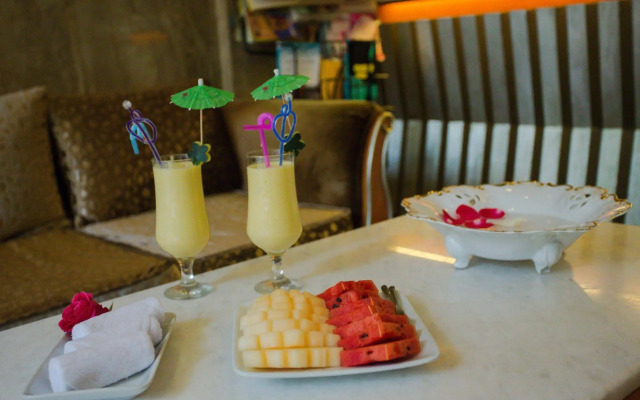 Golden Art Hotel