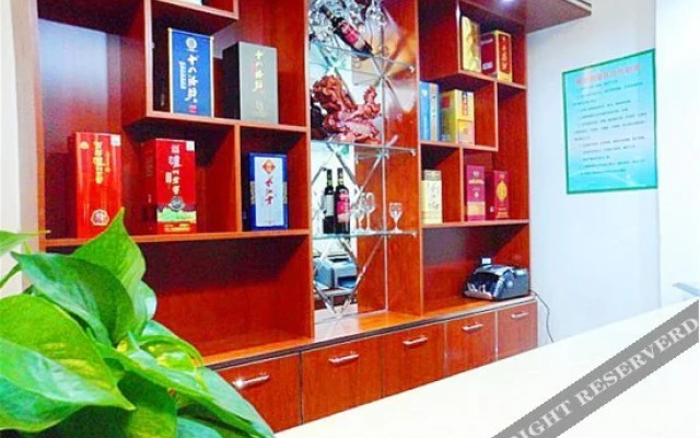 Zhongtieshan Birdge Hostel