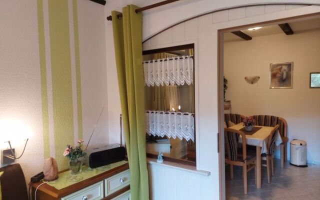 Am Hohen Bogen 19015