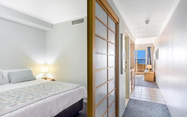 Whitesands, Unit 113/41-45 Shoal Bay Road