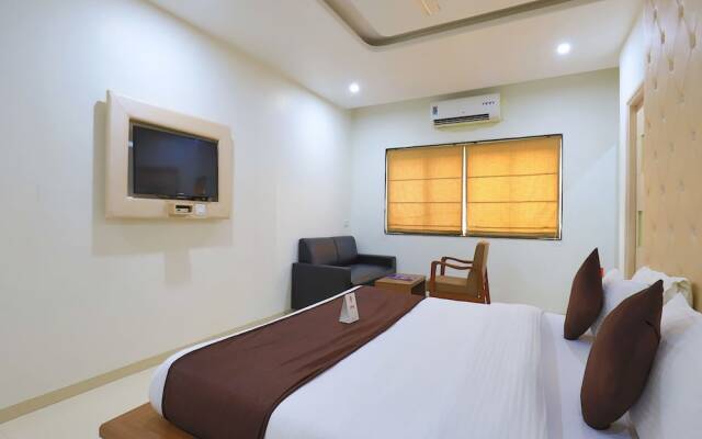 OYO 9351 Hotel RVG