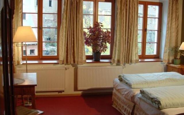 Dreibeiniger Hund Hotel & Gasthof